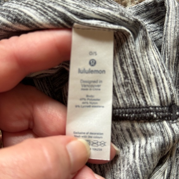 Lululemon Set of Neck gaiter and Headband - Picture 5 of 5